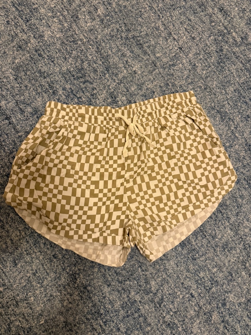 Women's Checkered Drawstring Shorts - Olive & White